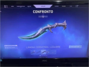 Conta de valorant muitas SKiNs e facas!