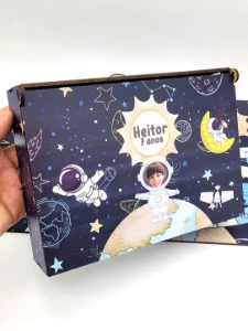 Tabuleiro Astronauta em MDF com Caixa MDF - Artesanato e Personalizados