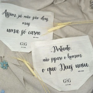 Par de Flâmulas Personalizadas para Cadeiras - Artesanato e Personalizados