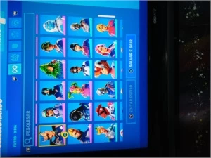 Conta fortnite temporada 1 + Salve o mundo + Skins rara