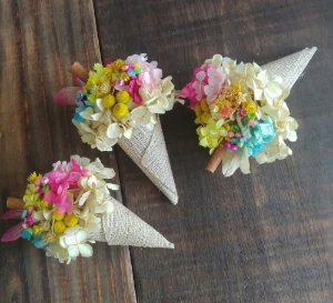 Sorvetinho de Juta com Flores Secas e Ímã de Geladeira - Artesanato e Personalizados