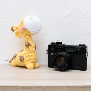 Girafa Amigurumi Média Decoração Infantil Artesanal - Artesanato e Personalizados
