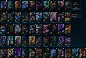 Conta LOL League of Legends com 4238 RP e 74 skins