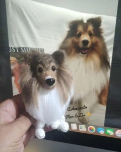Miniatura Pastor Shetland- Amigurumi de Crochê com Feltragem - Artesanato e Personalizados