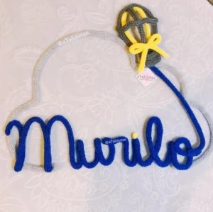 Porta Maternidade Nuvem com Balão de Ar 3d em Tricotin - Artesanato e Personalizados