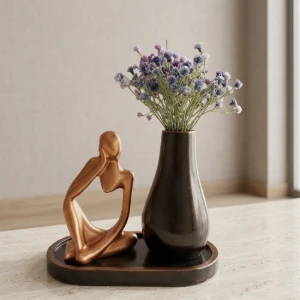 Escultura Contemplação com vaso e bandeja em gesso - Artesanato e Personalizados