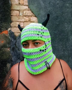 Balaclava monstrinho - Artesanato e Personalizados