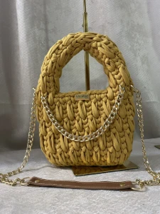 Mini Bag Siren com Corrente - Mostarda ou Black - Artesanato e Personalizados