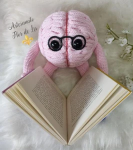 Amigurumi Cérebro - Artesanato e Personalizados