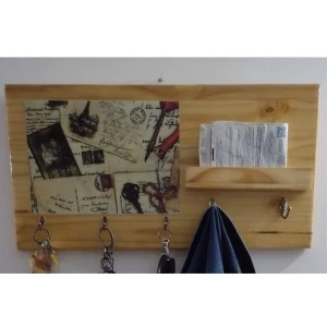 Cabideiro de madeira e resina com 5 ganchos - Artesanato e Personalizados