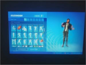 Conta Fortnite com muitas skins