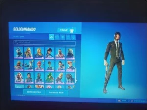 Conta Fortnite com muitas skins