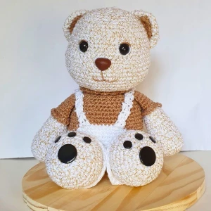 Ursinho Toshi Luminaria Bichinhos de Croche - Artesanato e Personalizados